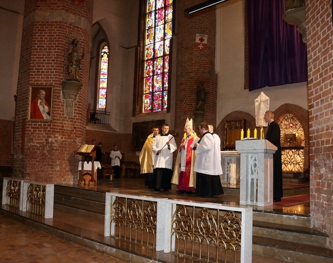 Powrócić do daru święceń