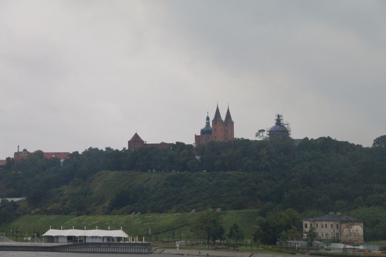 Pielgrzymka na Jasną Górę. Wyjście z Płocka cz. 2