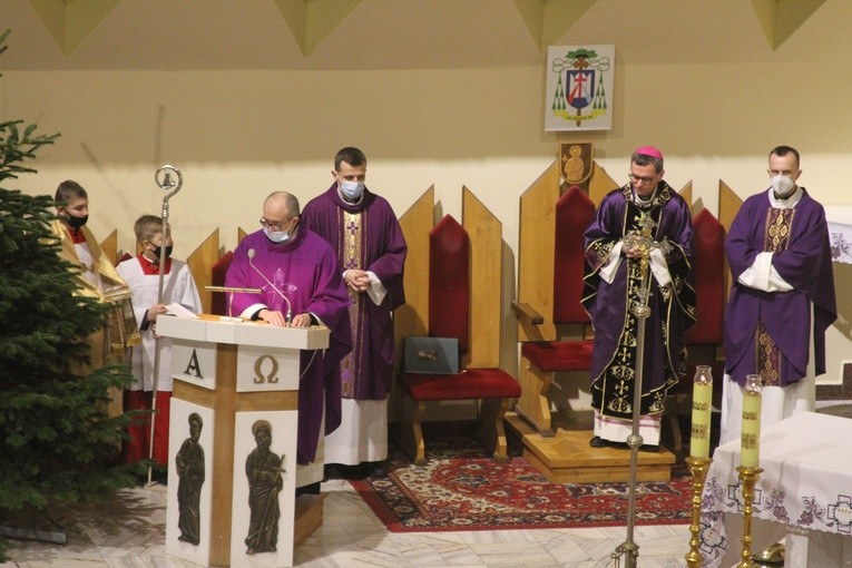 Ciechanów. Poświęcenie krzyża morowego