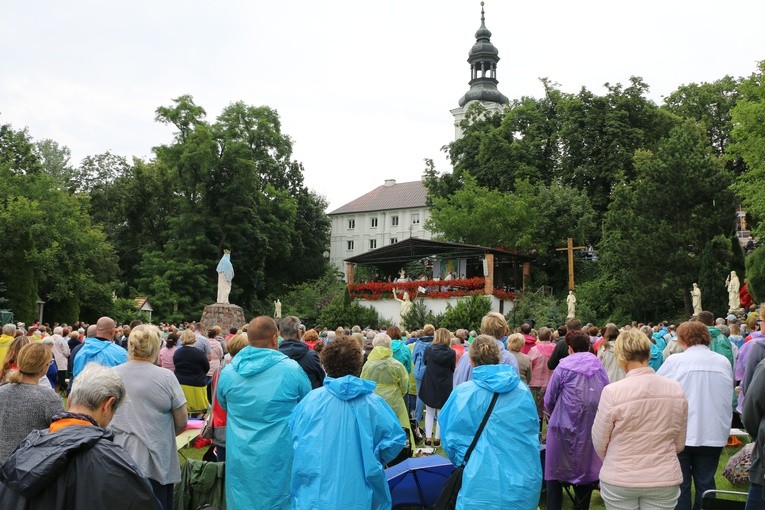 Spotkanie rodziny karmelitańskiej w Oborach