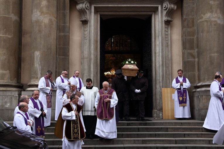 Pogrzeb ks. Mieczysława Turka - Msza św.