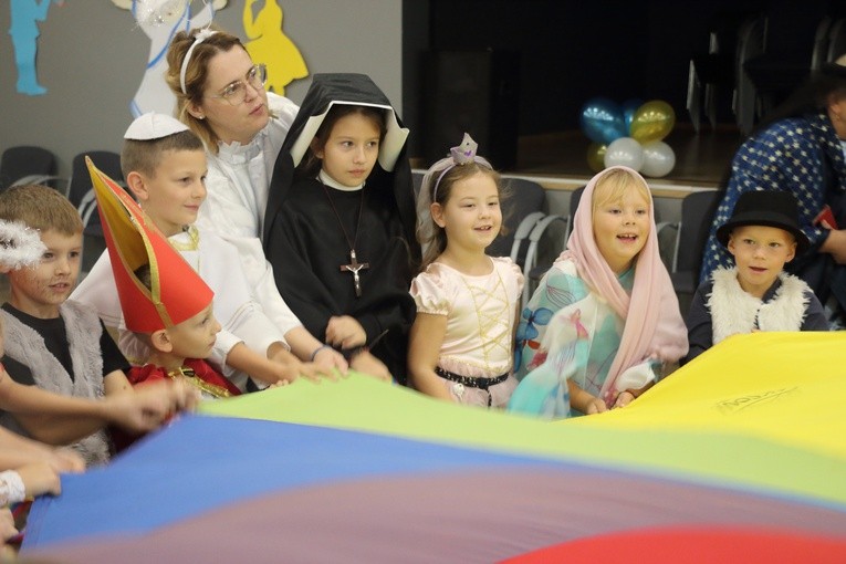 Stegna. Bal Wszystkich Świętych w GOK-u