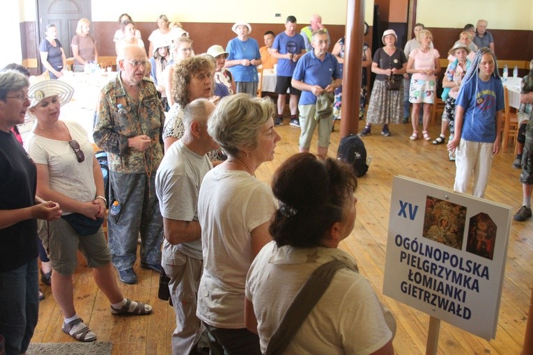 Śródborze k. Glinojecka. Pielgrzymka do Gietrzwałdu