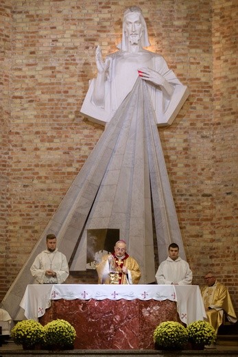 Symbole ŚDM - parafia św. Jerzego