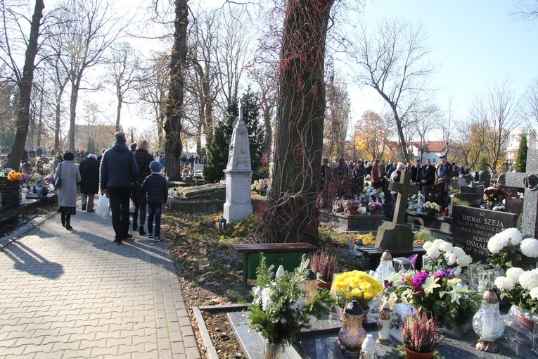 Płock. Uroczystość Wszystkich Świętych