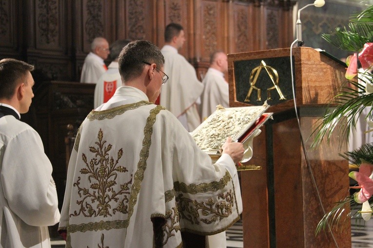 Wielka Sobota w katedrze płockiej