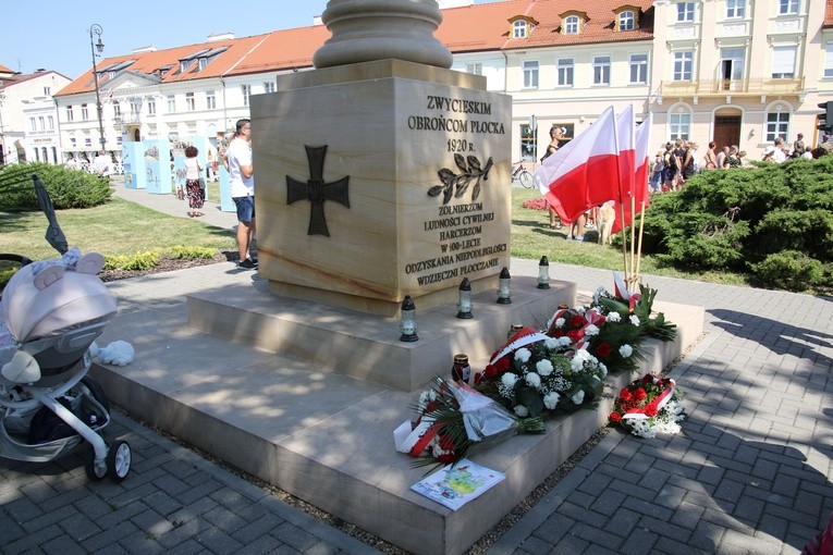 Płock. Święto Wojska Polskiego
