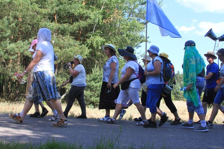 Śródborze k. Glinojecka. Pielgrzymka do Gietrzwałdu