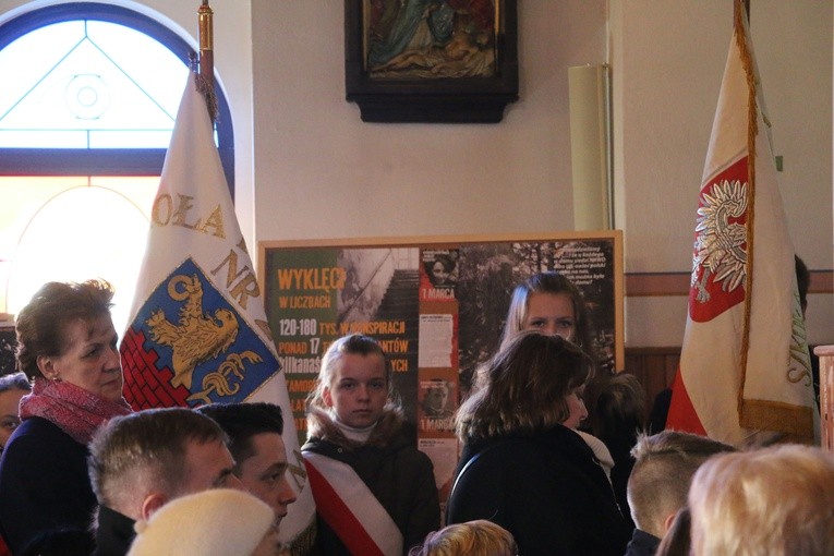 Nuna. Odsłonięcie pamiątkowej tablicy