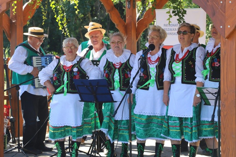 XVII Przegląd Zespołów Śpiewaczych "Seniorada"