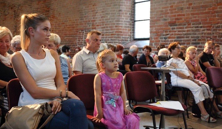 Koncert "Chopin i Debussy" w bibliotece C.K. Norwida