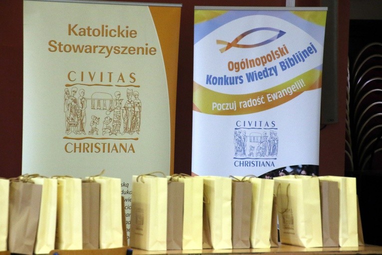 Płock. Konkurs wiedzy biblijnej