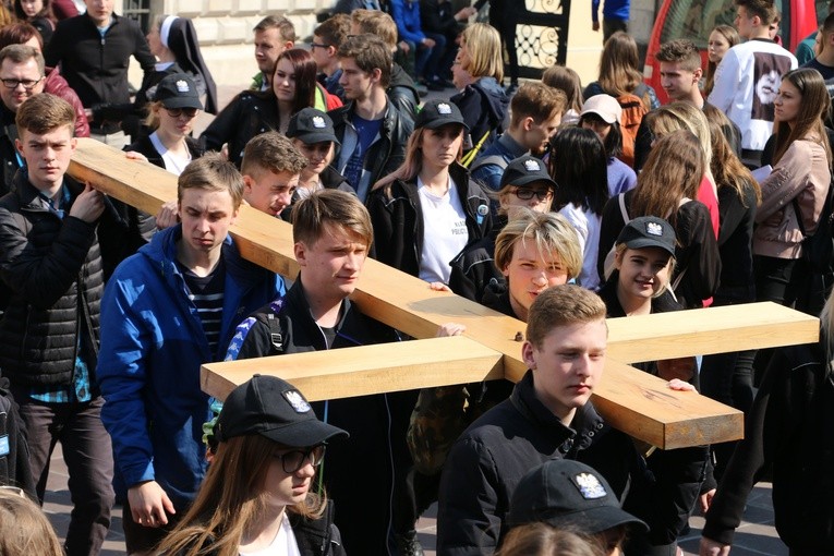Maturzyści na Jasnej Górze. Część I