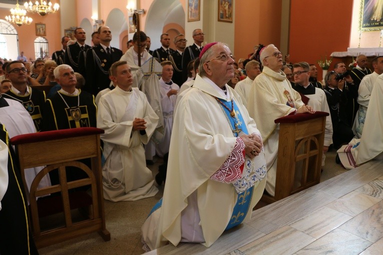 Koronacja w Smardzewie. Część I