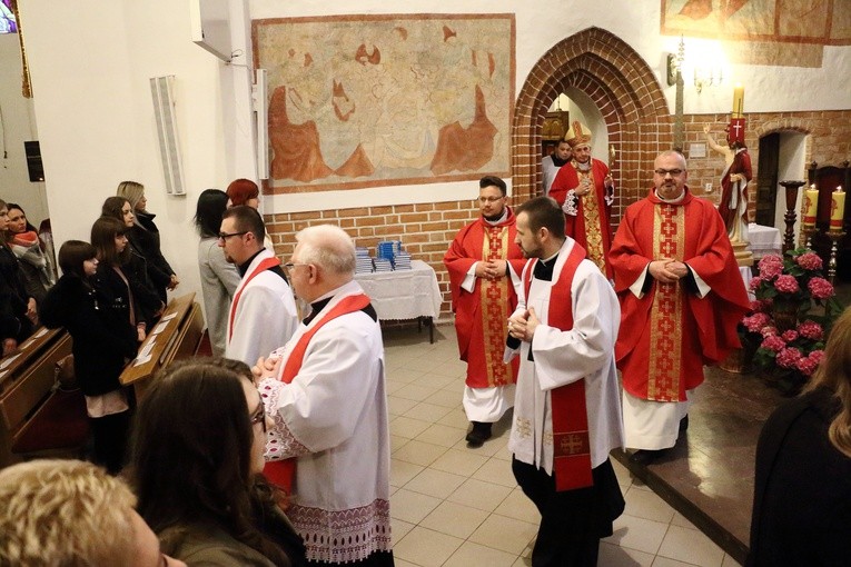 Morąg - kościół św. Piotra i Pawła