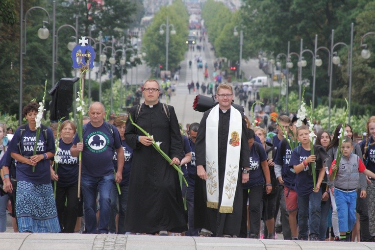 Pielgrzymka. Jasna Góra (część 1)