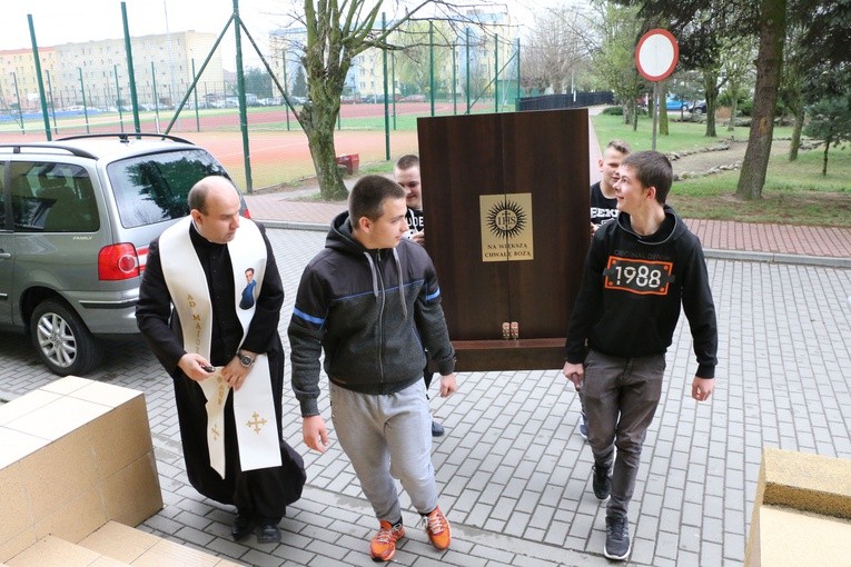 Maków Mazowiecki. Nawiedzenie w parafii św. Brata Alberta