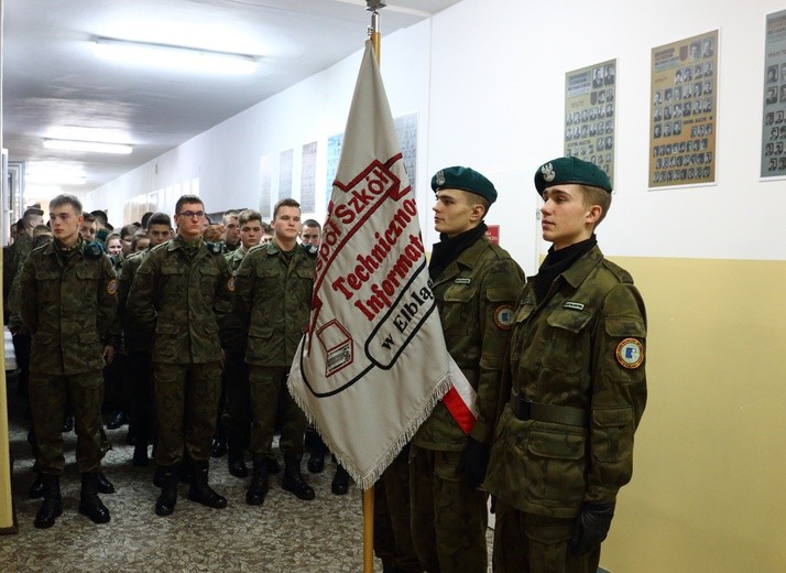Ślubowanie klas mundurowych - ZSTI Elbląg