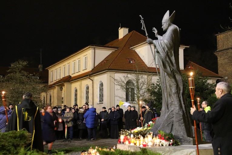 Płock. Apel Papieski