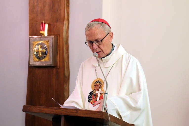 Sikórz. Święto w Leonianum