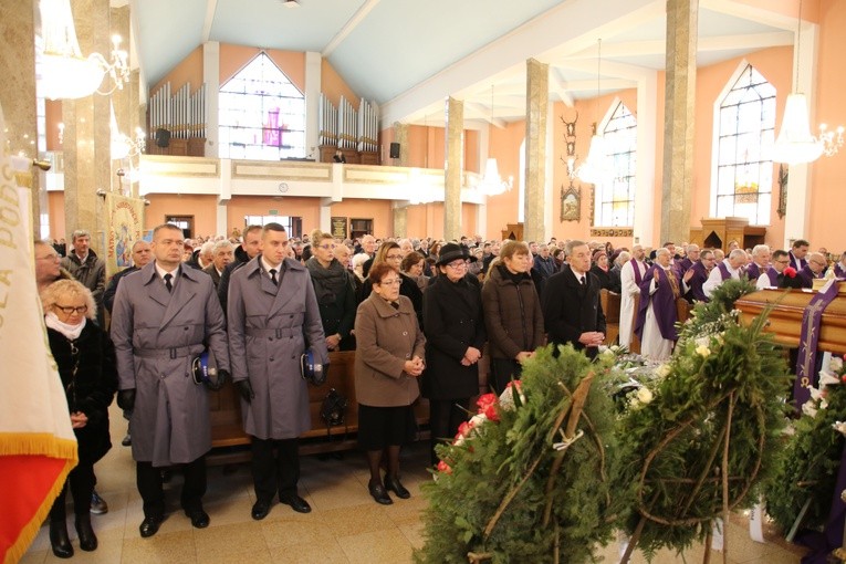 Pogrzeb ks. Albina Łuczkowskiego