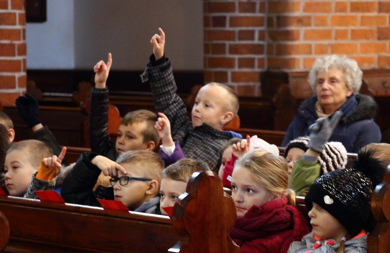 Symbole ŚDM - Parafia św. Jakuba, Tolkmicko