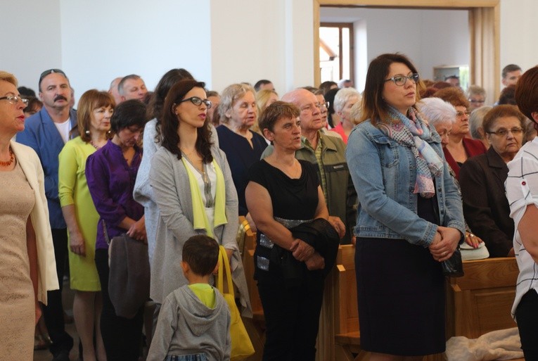 Konsekracja świątyni - parafia Trójcy Przenajświętszej Morąg