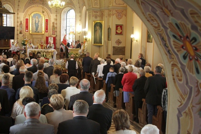 Jubileusz szkoły w Dzierzążni