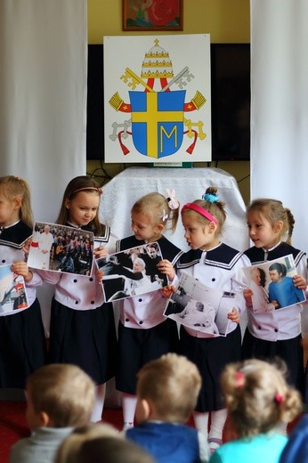 Przedszkolaki dla św. Jana Pawła II
