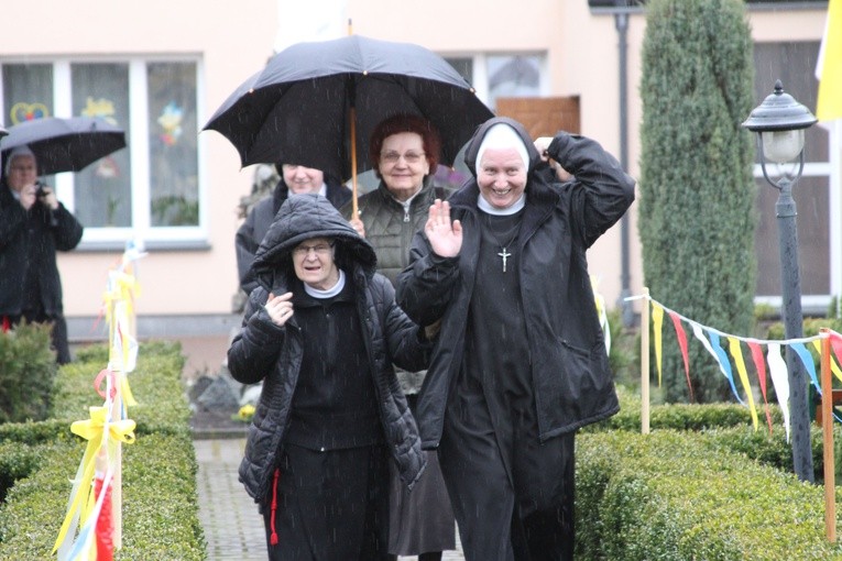 Płock. Nawiedzenie w domu macierzystym sióstr pasjonistek