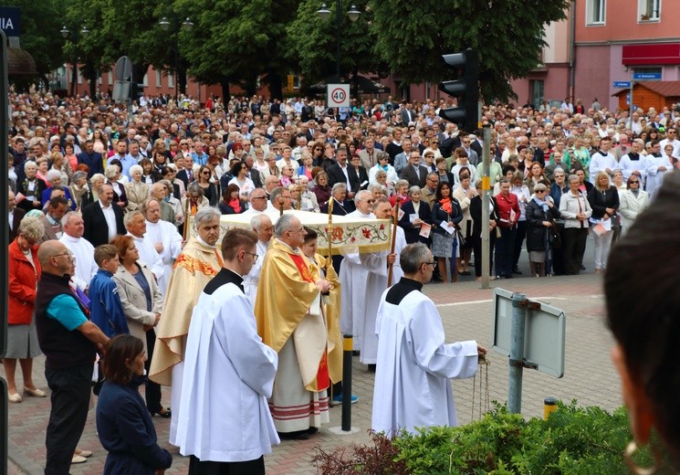 Procesja Bożego Ciała i Msza Święta w katedrze elbląskiej