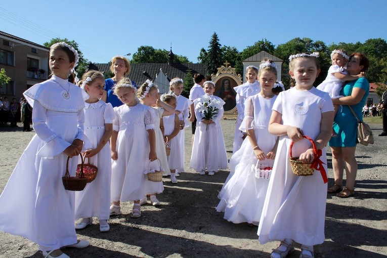 Karniewo. Nawiedzenie w parafii pw. Wszystkich Świetych