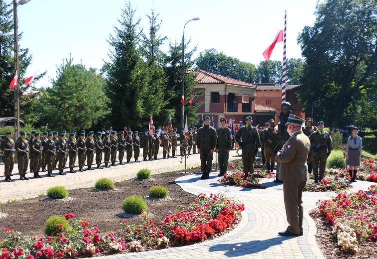 Miłomłyn - odsłonięcie pomnika "Inki"