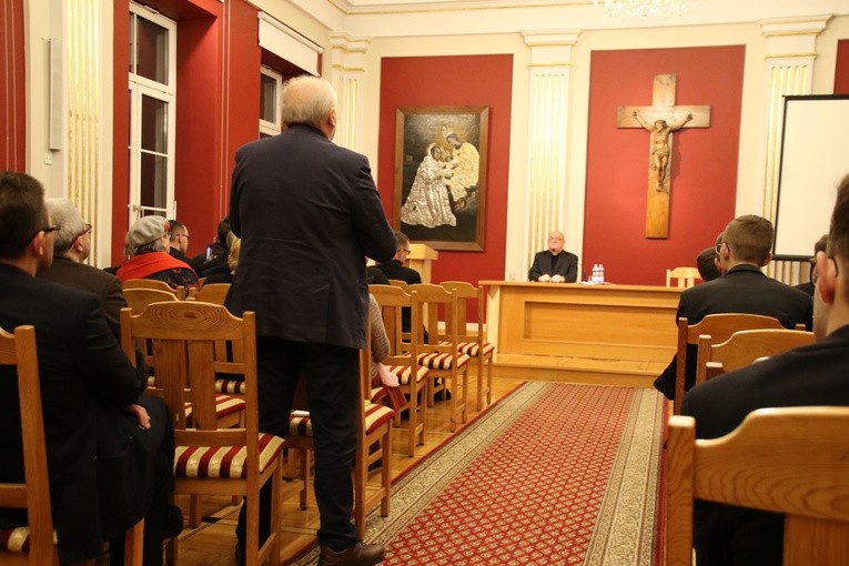 Ks. prof. Janusz Mariański w płockim WSD