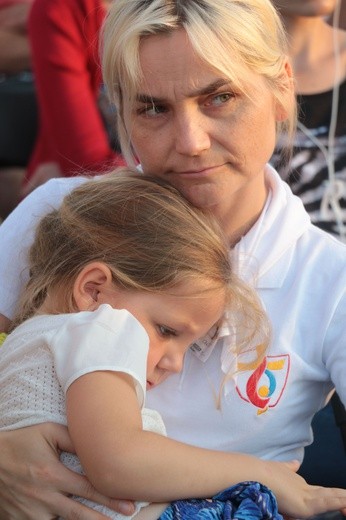 Młodzi na Drodze Krzyżowej