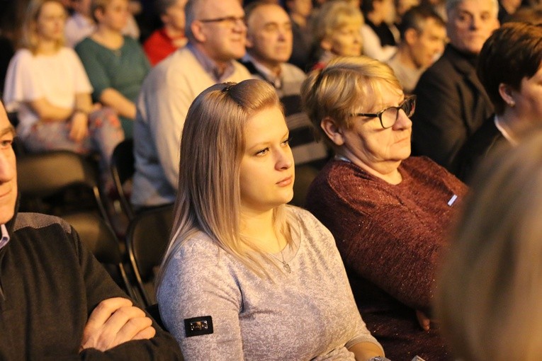 Koncert "Małych Karniewiaków"