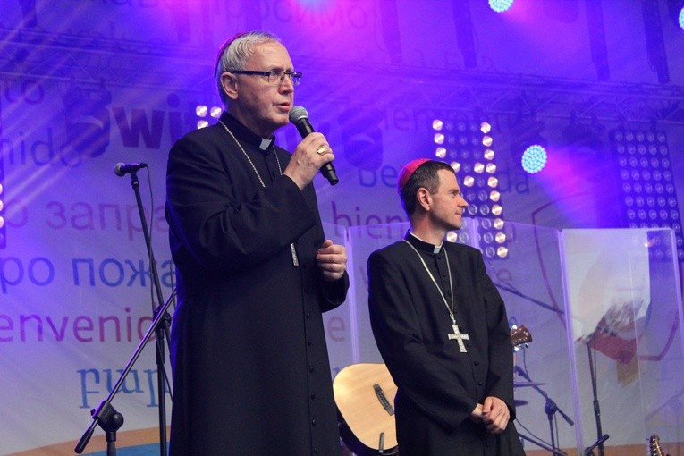 ŚDM w Płocku. Sobotnie nabożeństwo