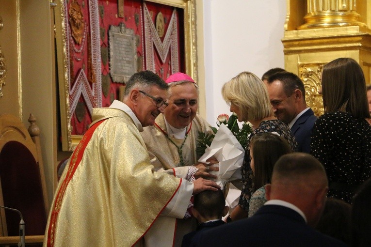 Czerwińsk. 50. rocznica koronacji obrazu Matki Bożej, cz. I
