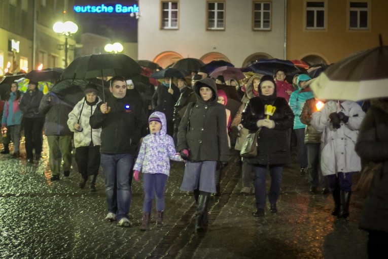 Droga Krzyżowa ulicami Olsztyna