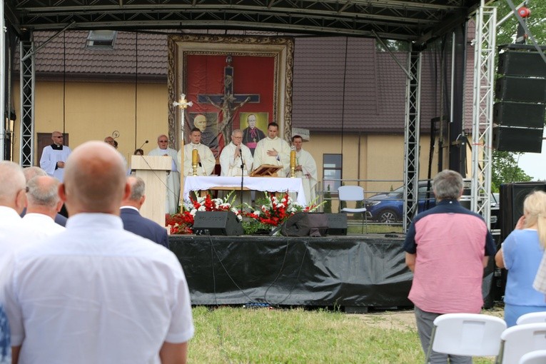 Ciechanów. W rocznicę beatyfikacji biskupów męczenników