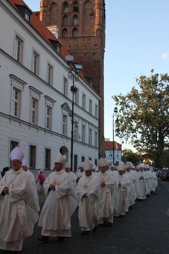 Episkopat w Płocku. Msza w katedrze