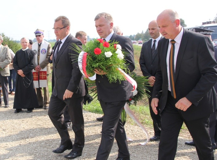 Odsłonięcie pomnika w Radłowie