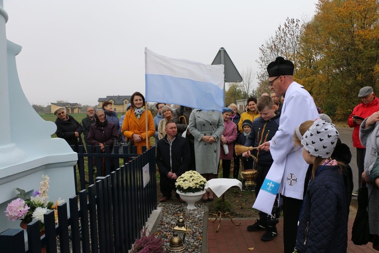 Nowe Niestępowo (Pokrzywnica). Poświęcenie zabytkowej kapliczki