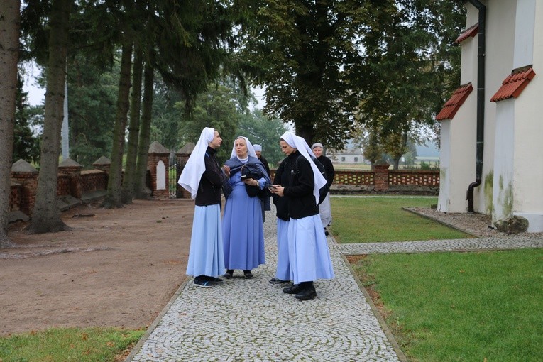 II Młodzieżowa Płońska Piesza Pielgrzymka do Czerwińska n. Wisłą