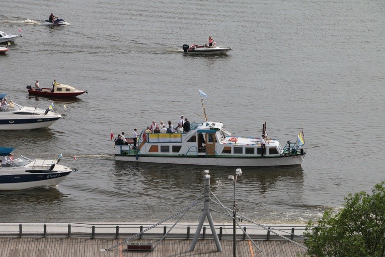 Peregrynacja - przeprawa Wisłą