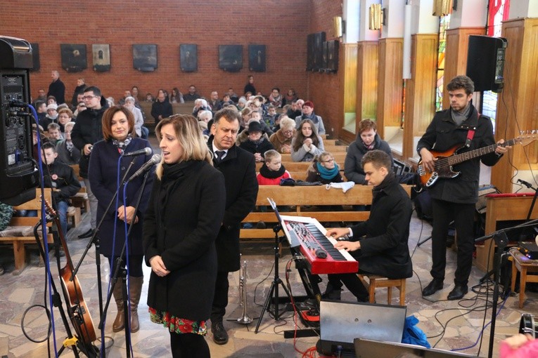 Relikwie śś. Zelii i Ludwika Matin w Glinojecku