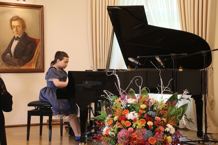 Szafarnia. 30. Konkurs pianistyczny