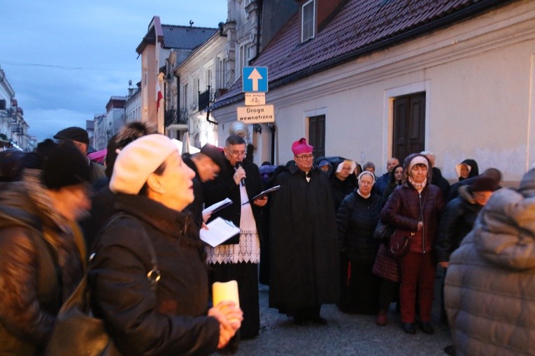 Płock. Miejska Droga Krzyżowa