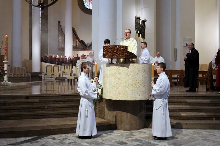 Katowice. Msza św. w uroczystość Najświętszej Maryi Panny Królowej Polski