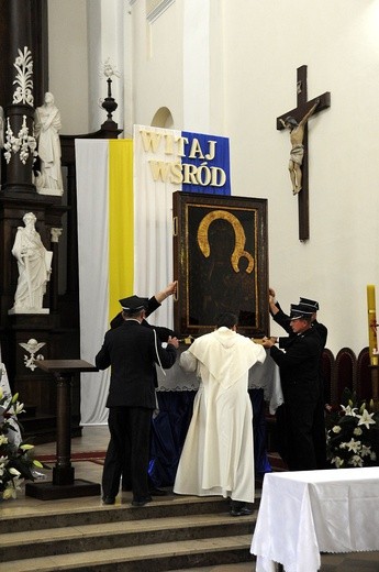 Pułtusk. Nawiedzenie w parafii św. Jana Pawła II. 2